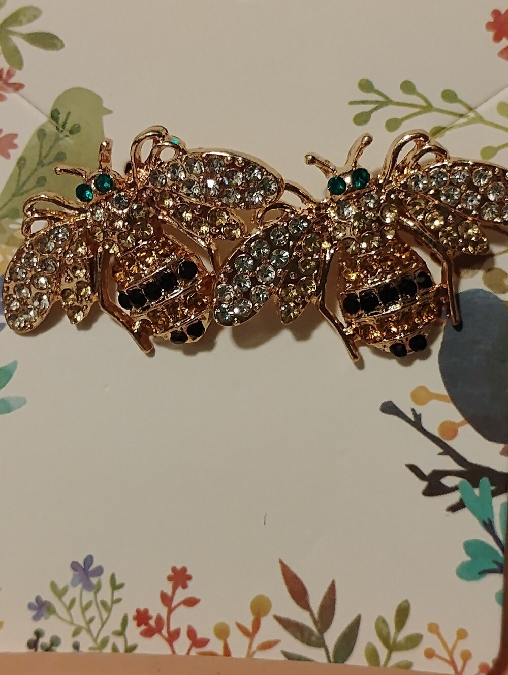 Bee ๐ Crystal Stud Earrings (Goldtone) - Picture 4 of 4